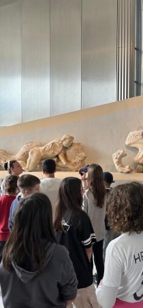 Students visit archeological museum in Crete, Greece