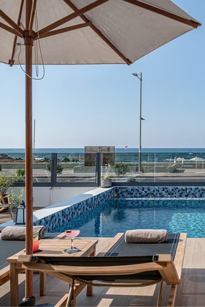 Calla Luxury highlights pool PA