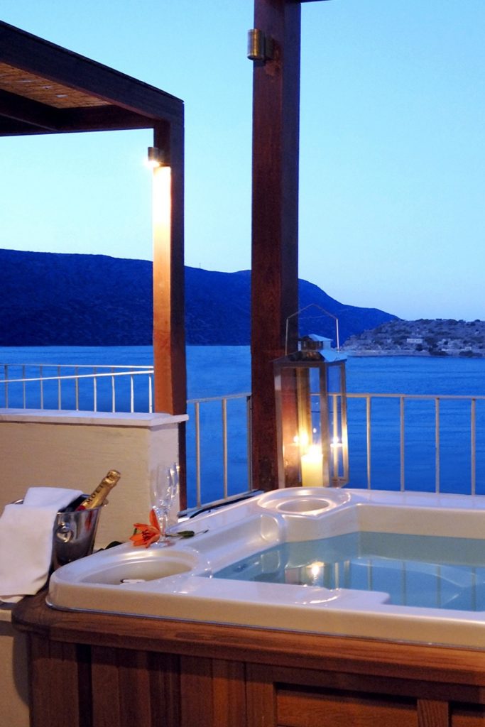 Domes Aulūs Elounda highlights pool PA
