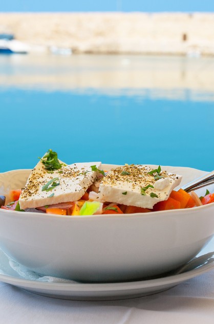 greek_salad_food_tavern_in_crete_cv