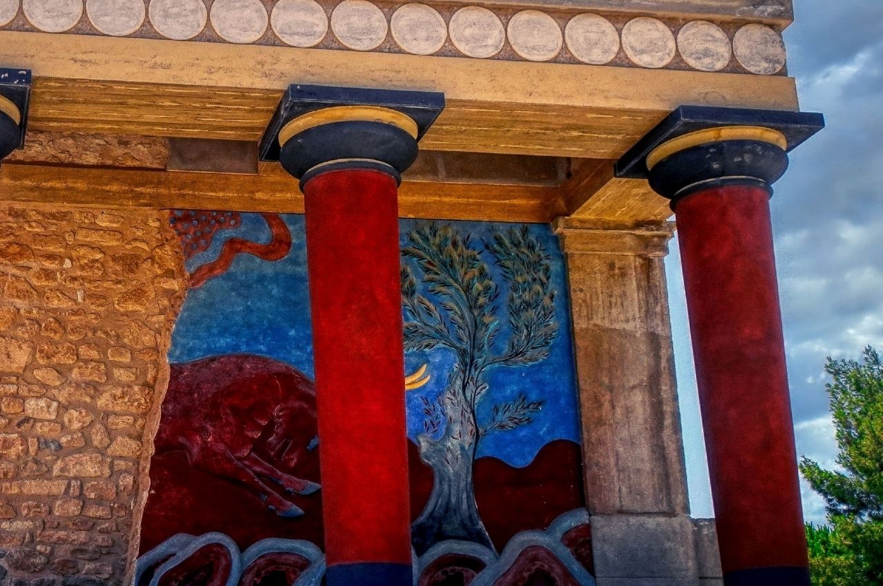 Crete for History Buffs - Knossos -CV.